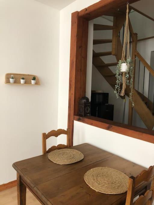 Appartement En Duplex A Auxonne Eksteriør bilde